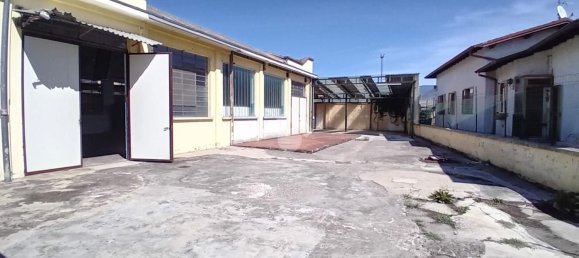 Entrepôt à Brescia, Italy 370m² No. 362879 11