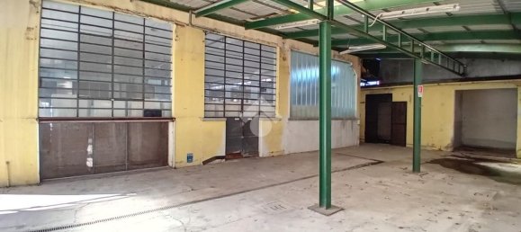 Entrepôt à Brescia, Italy 370m² No. 362879 19