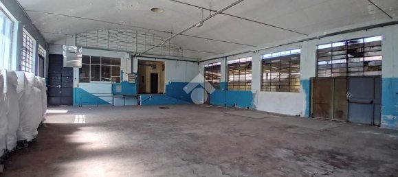 Entrepôt à Brescia, Italy 370m² No. 362879 18