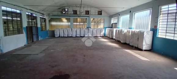 Entrepôt à Brescia, Italy 370m² No. 362879 7