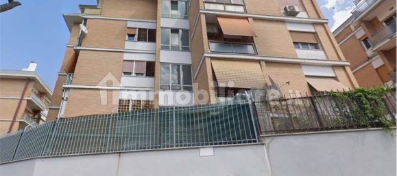 3 bedrooms Apartment in Rome, Italy No. 281058 6