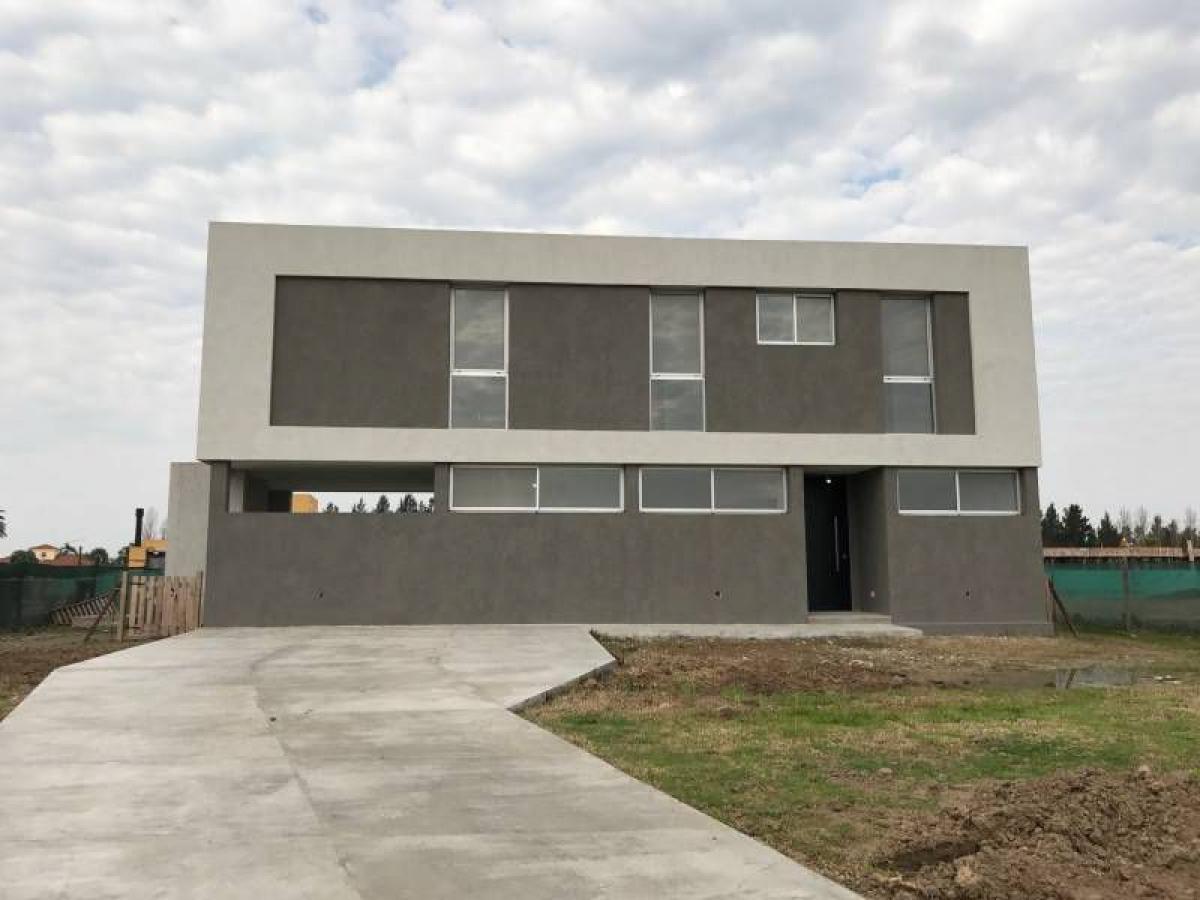 Studio in Tigre, Argentina No. 12525