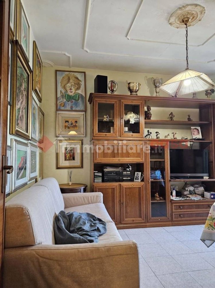 Apartamento de 1 dormitorio en Cinisello Balsamo, Italy No. 347566