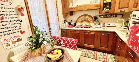 5 rooms House in Limbiate, Italy No. 271913 6