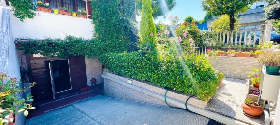 5 rooms House in Limbiate, Italy No. 271913 30