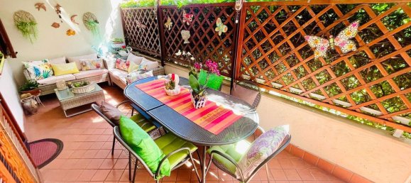 5 rooms House in Limbiate, Italy No. 271913 9