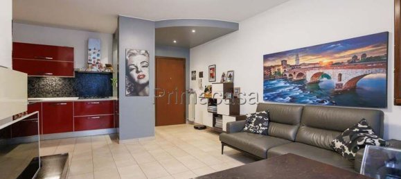 Apartamento de 3 dormitorios en Verona, Italy No. 354376 8