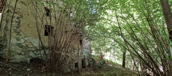 Casa de 6 habitaciónes en Pont Saint Martin, Italy No. 277840 11