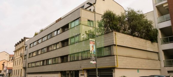 1 bedroom Apartment in Milan, Italy No. 379827 2