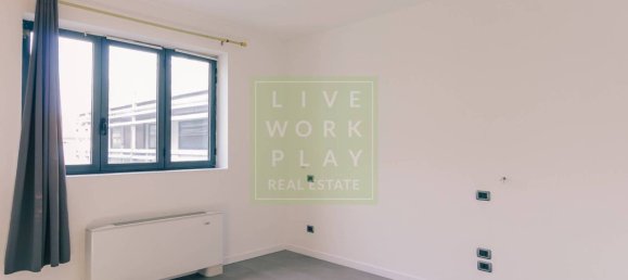 1 bedroom Apartment in Milan, Italy No. 379827 5