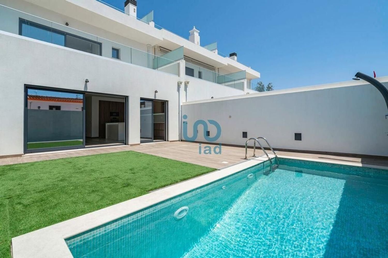 3 غرف نوم منزل في Santa Luzia, Portugal رقم 143700