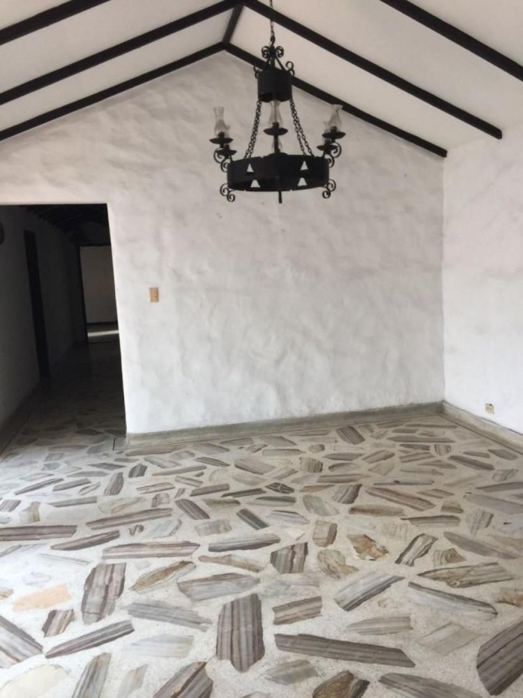 5 bedrooms House in Valle del Cauca, Colombia No. 5846