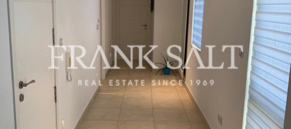 2 bedrooms Penthouse in Saint Paul's Bay, Malta No. 10788 10