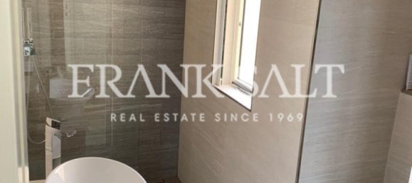 2 bedrooms Penthouse in Saint Paul's Bay, Malta No. 10788 17