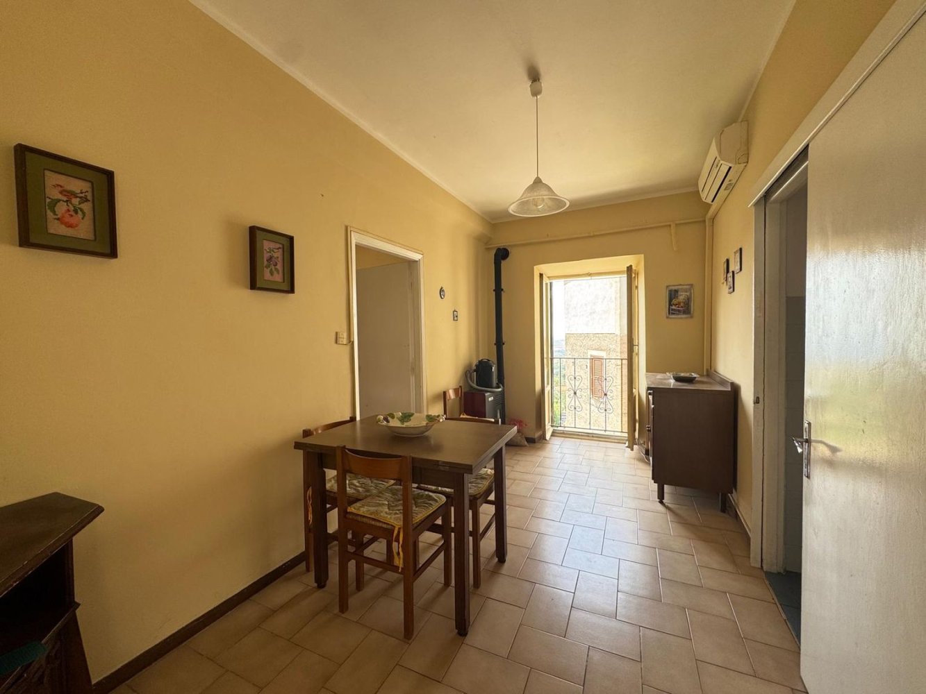 Квартира с 2 комнатами в Гуидония Монтечельо, Италия № 258002