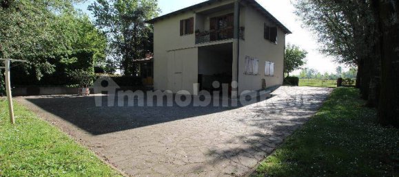 3 Schlafzimmer Villa in Calderara di Reno, Italy, Nr. 266858 4