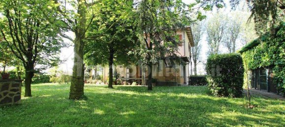 3 Schlafzimmer Villa in Calderara di Reno, Italy, Nr. 266858 6