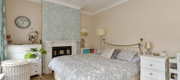 3 bedrooms House in Essex, United Kingdom No. 4088 8