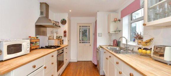 3 bedrooms House in Essex, United Kingdom No. 4088 6