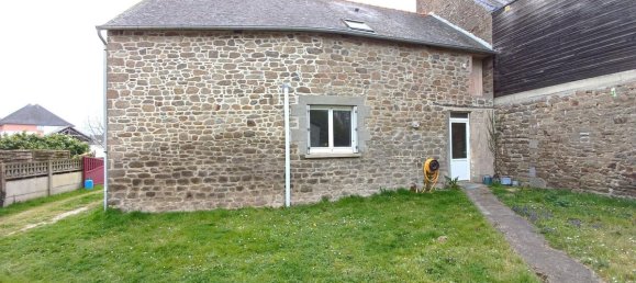 3 bedrooms Townhouse in Miniac-Morvan, France No. 276023 4