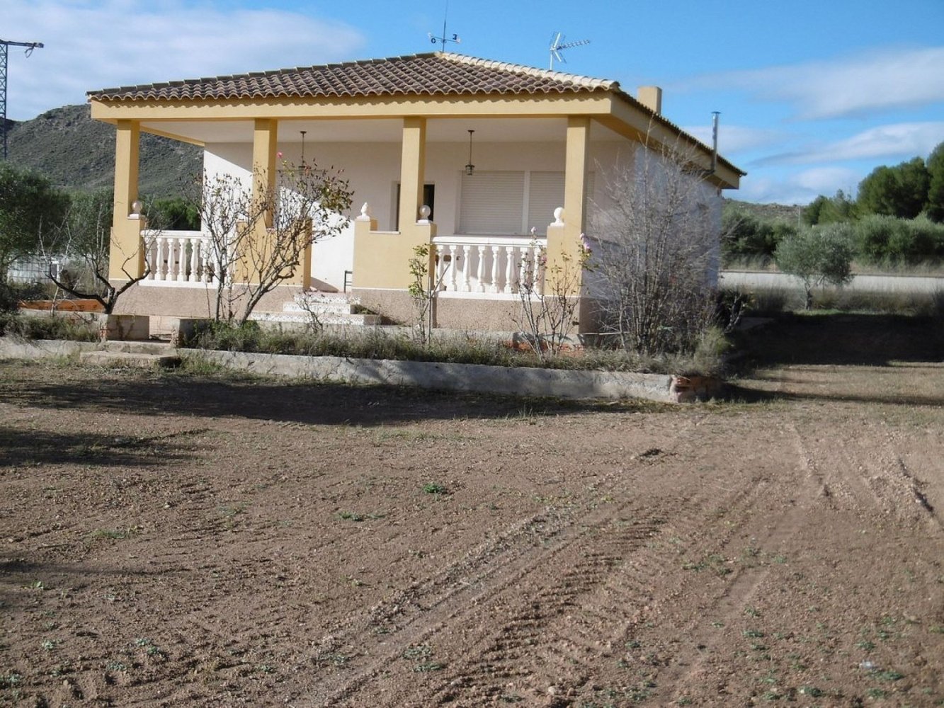 2 bedrooms House in Yecla, Spain No. 107492