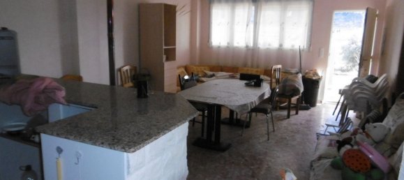 2 bedrooms House in Yecla, Spain No. 107492 10