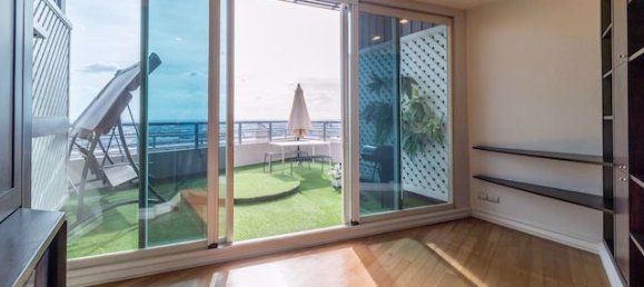 3 bedrooms Penthouse in Khlong San, Thailand No. 9826 9