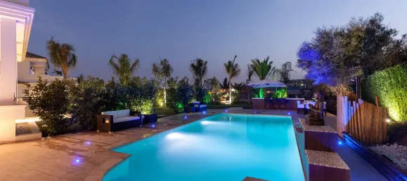 Villa de 5 dormitorios en Marbella, Spain No. 121228 4