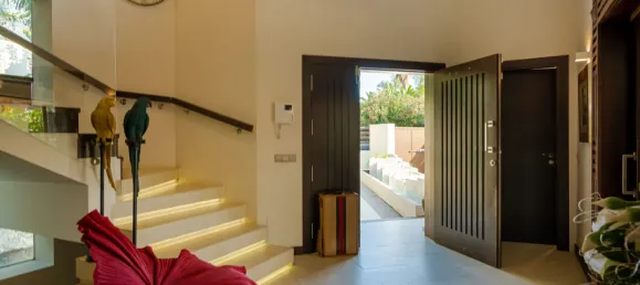 Villa de 5 dormitorios en Marbella, Spain No. 121228 7