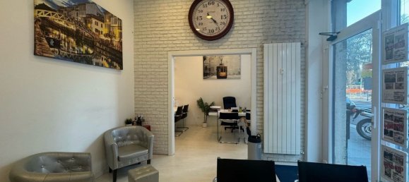 200m² Commercial property in Milan, Italy No. 244207 3