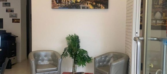 200m² Commercial property in Milan, Italy No. 244207 5