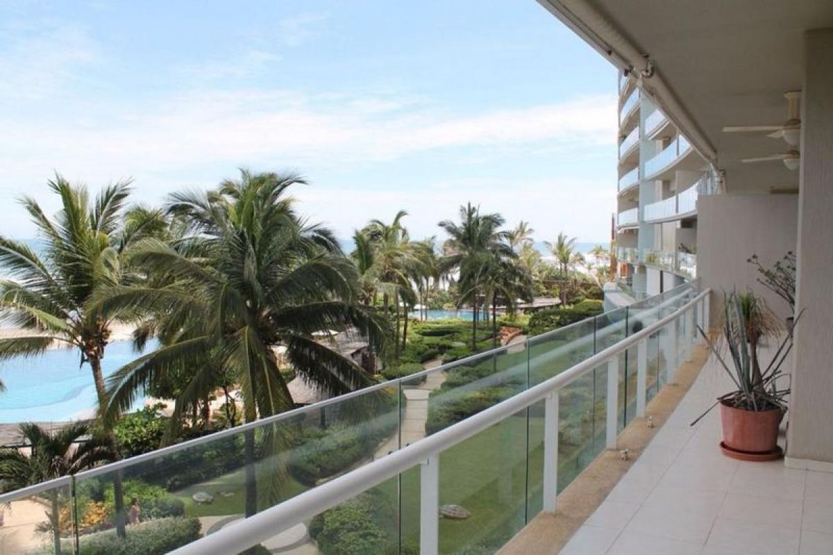 4 bedrooms Apartment in Guerrero, Mexico No. 186426