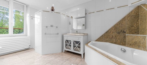 5 Schlafzimmer Haus in Courcelles-Chaussy, France, Nr. 61700 13