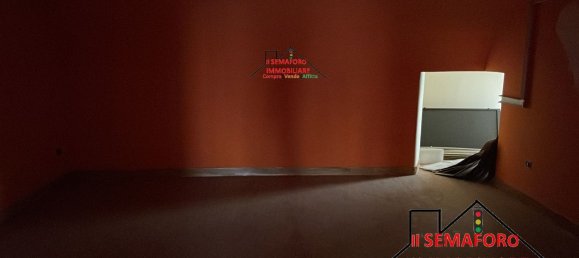 2-Zimmer Gewerbliche Immobilie in Partinico, Italy, Nr. 83569 11