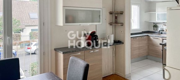 Casa de 3 dormitorios en Franconville, France No. 178710 7