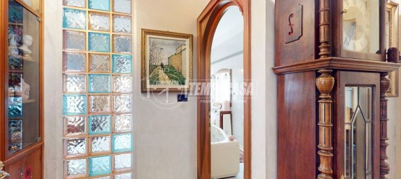 3 rooms Apartment in Turin, Italy No. 300371 9