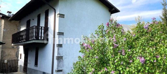2 bedrooms House in Albino, Italy No. 2044 17