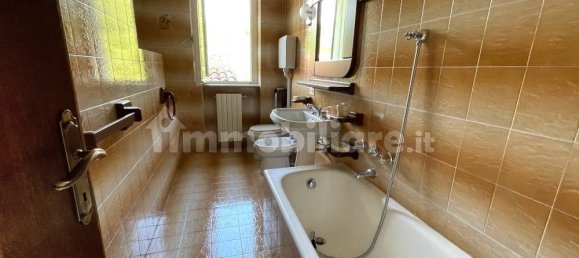 2 bedrooms House in Albino, Italy No. 2044 10