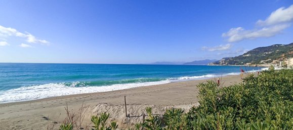 Apartamento de 5 habitaciónes en Finale Ligure, Italy No. 319288 25