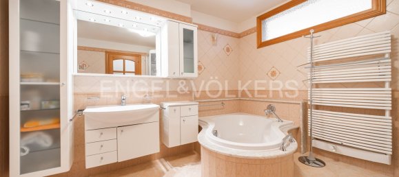 9-salle Villa à Zocca, Italy No. 303020 20