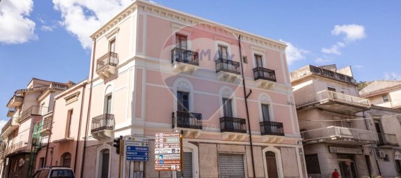 10 غرف نوم منزل في Francavilla di Sicilia, Italy رقم 266418 2