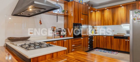 2 bedrooms Apartment in Venice, Italy No. 152104 2