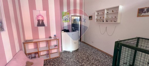 Propiedad comercial de 2 habitaciónes en Sesto San Giovanni, Italy No. 378955 4