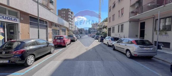 Propiedad comercial de 2 habitaciónes en Sesto San Giovanni, Italy No. 378955 18