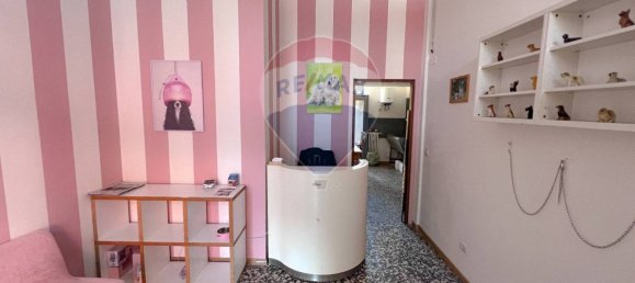 Propiedad comercial de 2 habitaciónes en Sesto San Giovanni, Italy No. 378955 6