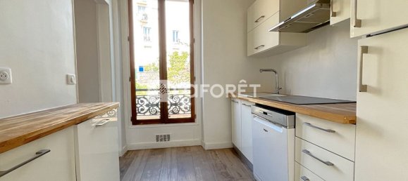 1 bedroom Apartment in Suresnes, France No. 180277 18