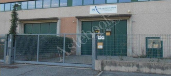 1غرفة مستودع في Gessate, Italy رقم 341538 3