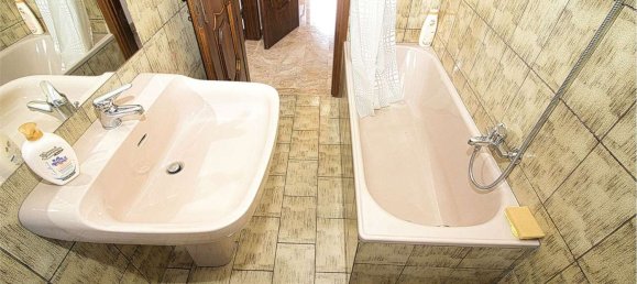 11 bedrooms House in Modena, Italy No. 320435 35