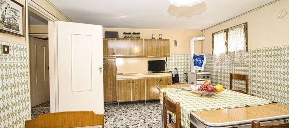 11 bedrooms House in Modena, Italy No. 320435 7