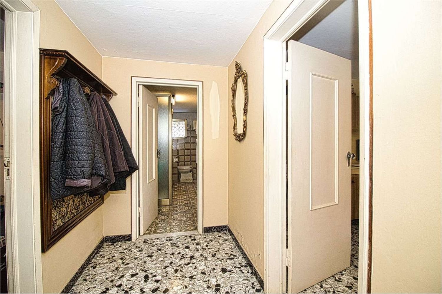 11 bedrooms House in Modena, Italy No. 320435